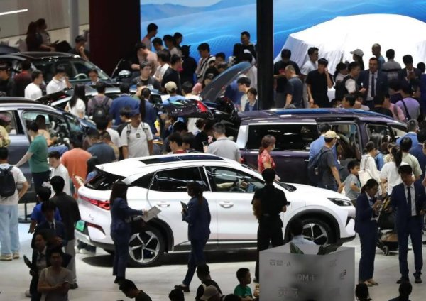 中盛投资 广东人喜欢什么车？理想L6第10，雷克萨斯ES第4，小米SU7排第2